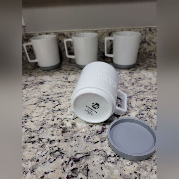 Mahlwerck Porzellan (Porcelain) German Coffee Mugs - Picture 4 of 8